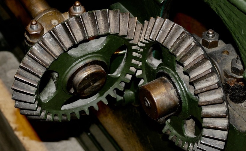 Panduan Memilih Gearbox Industri 5 Tipe Utama & Aplikasinya